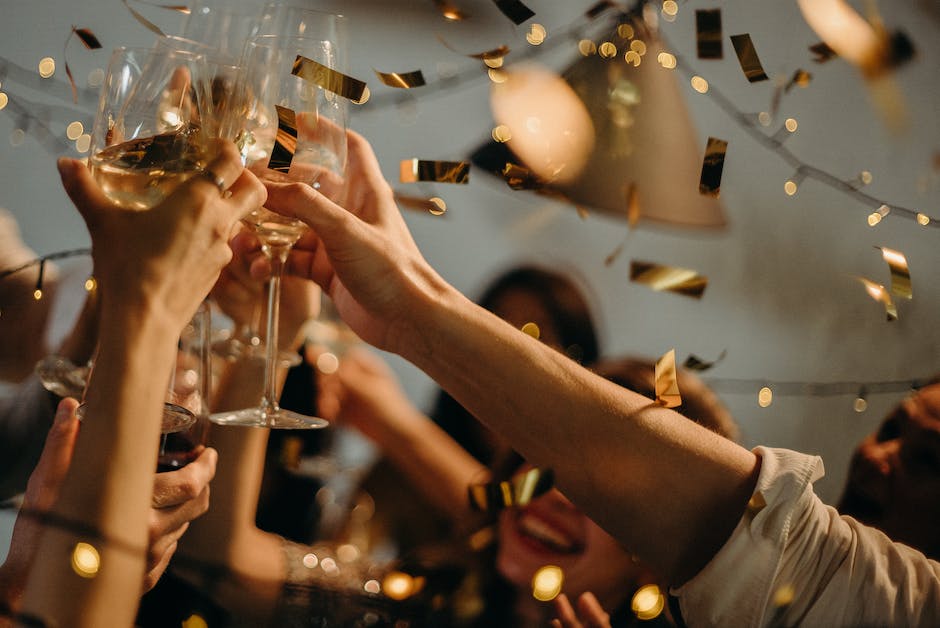 The Ultimate Guide to Festive Flair: Unwrapping the Art of Hosting a Memorable Christmas Party