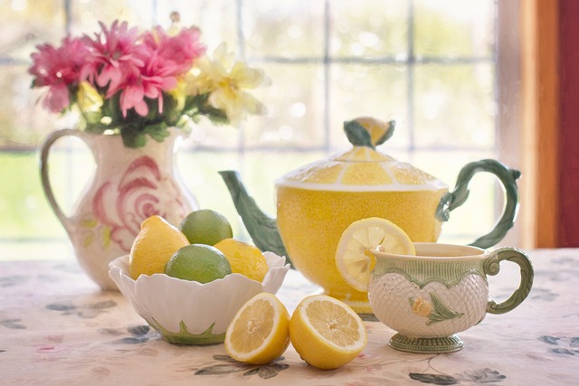 The Art of Tea: Unleashing Your Inner Host with a Perfect Home Gathering