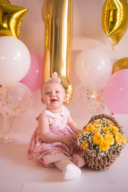 4. Mouthwatering Treats and Delightful Desserts: Tips for Serving an Irresistible Spread at your Baby's First Birthday Bash